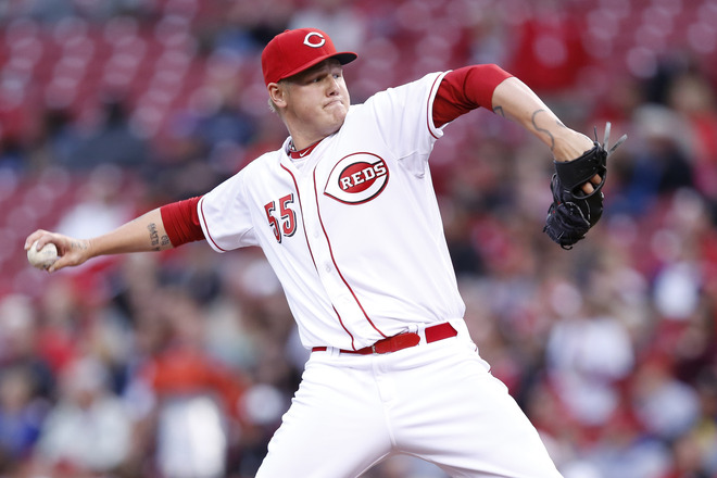 Mat Latos opens up about Reds clubhouse, training staff