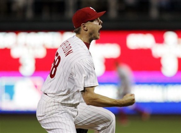 Nationals acquire closer Jonathan Papelbon from Phillies