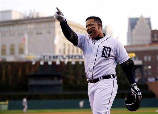 Miguel Cabrera agrees to long-term contract extension with Tigers