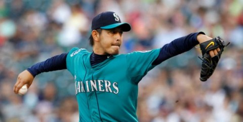 Mariners pick up 2015 option on Hisashi Iwakuma