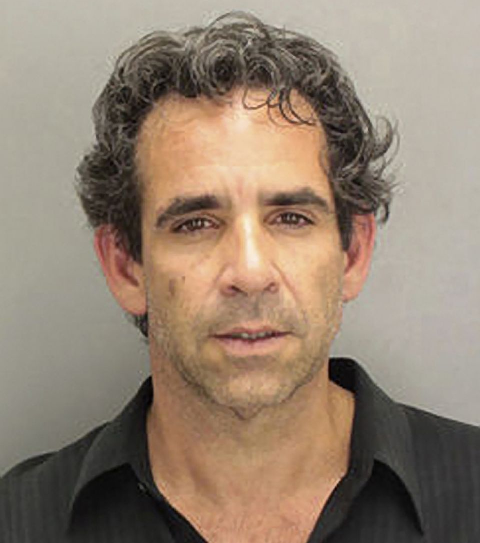 Anthony Bosch surrenders to DEA