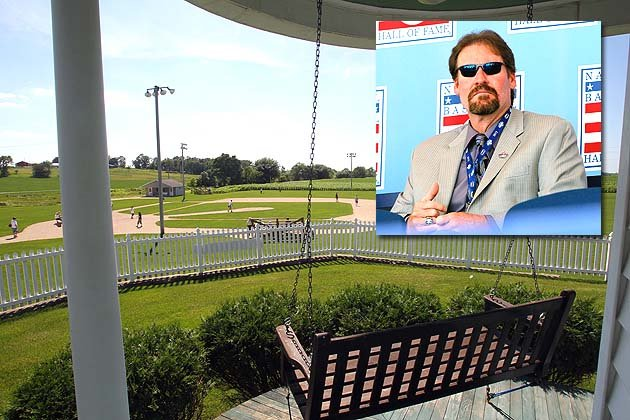 Wade Boggs buys a piece of the Field of Dreams, plans to develop it