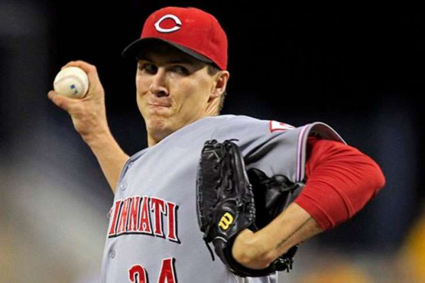 Homer Bailey, Reds agree at $5.35M; record low hearings
