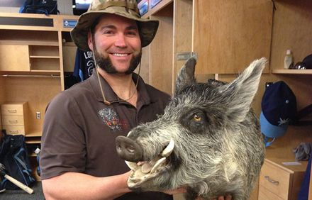 Luke Scott brings stuffed boar’s head to Rays camp 