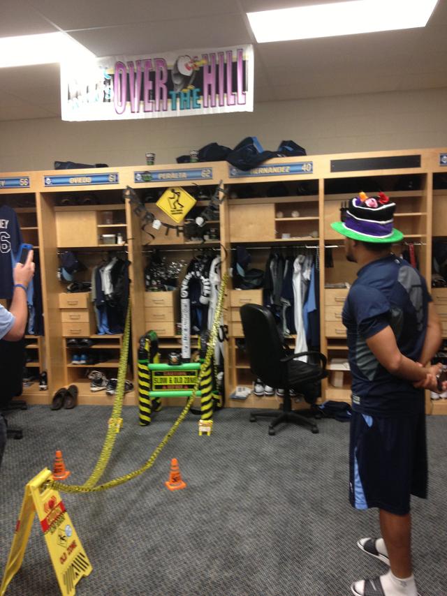 Rays teammates make Joel Peralta a funny display on his birthday  