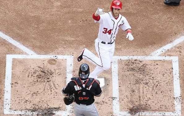 Bryce Harper hist two home runs on Opening Day (Video)