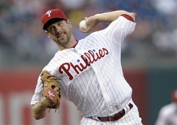 Young, Howard, Lee lead Phillies over Mets 8-3