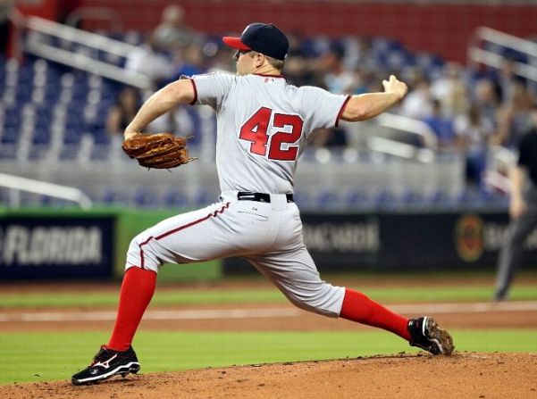 Nats rebound from sweep by clobbering Marlins 10-3