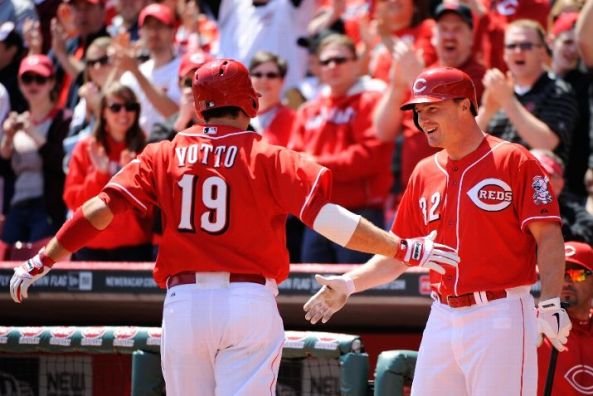 Reds erupt in seventh for 10-6 win over Marlins