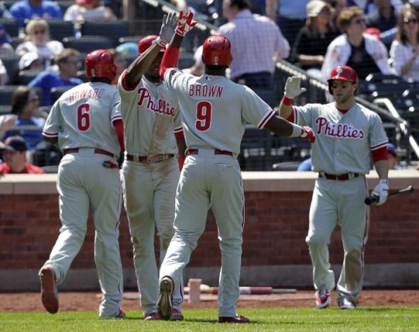 Phils flex in fifth as Pettibone wins with ease