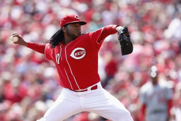 Cueto outlasts Strasburg in Reds' win over Nats