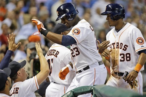 Astros end 6-game skid with 7-6 win over Angels