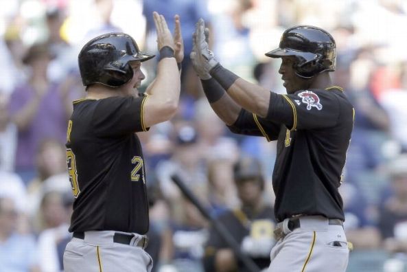 Marte's HR in 8th lifts Pirates past Brewers