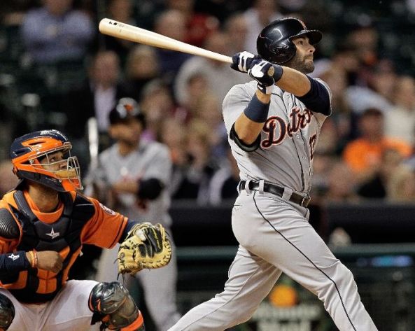 Avila's homer in ninth lifts Tigers over Astros
