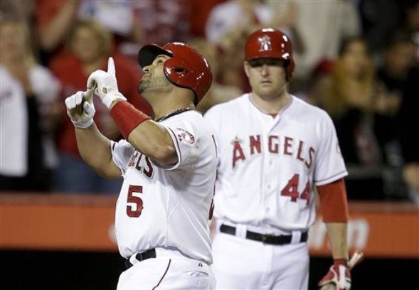Angels ride homers to win vs. Royals