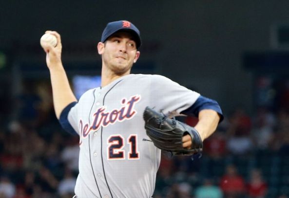 Tigers follow Porcello's lead to beat Rangers