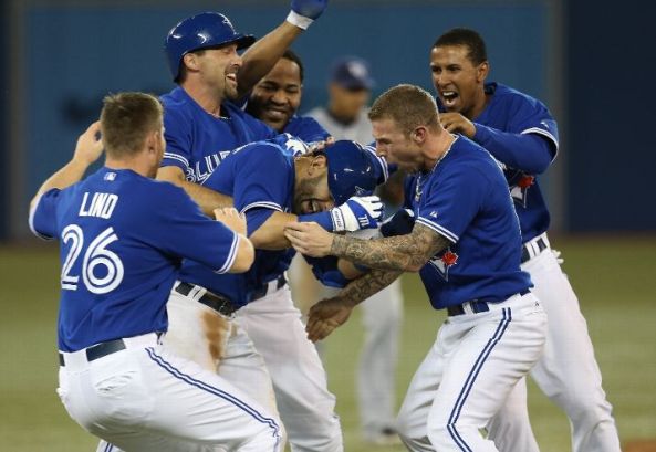 Bautista caps big day with walk-off single in 10th