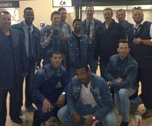 Orioles wear ‘Canadian Tuxedos’ for road trip to Toronto