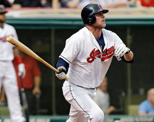 Jason Giambi returns to Indians with one-year deal
