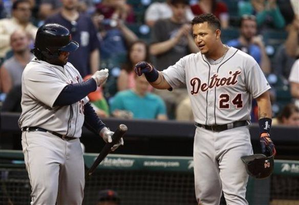 Miggy hits two homers as Tigers rout Astros 17-2