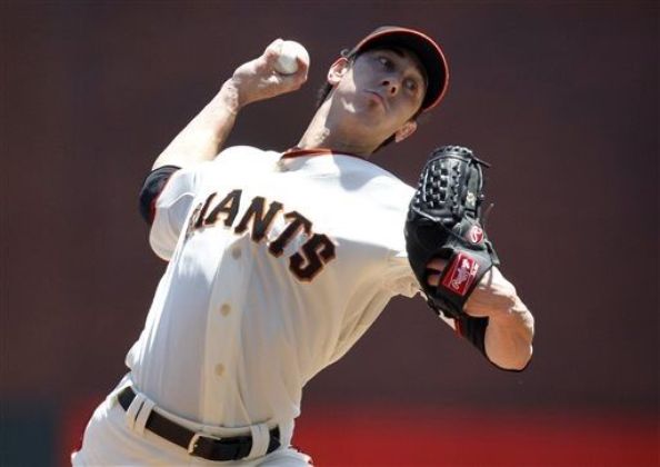 Homers back Lincecum's superb outing