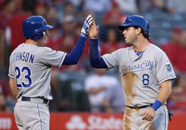 Royals beat Angels 9-5 with 7-run 3rd inning