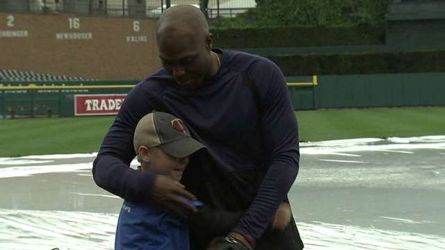 A young Twins fan named after Torii Hunter got to play catch with his namesake