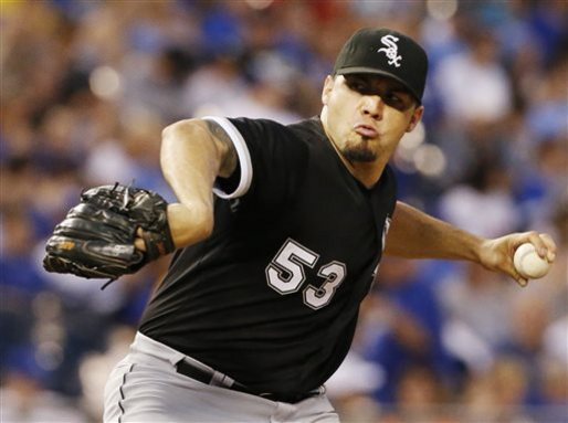 White Sox roll to 9-1 win over punchless Royals