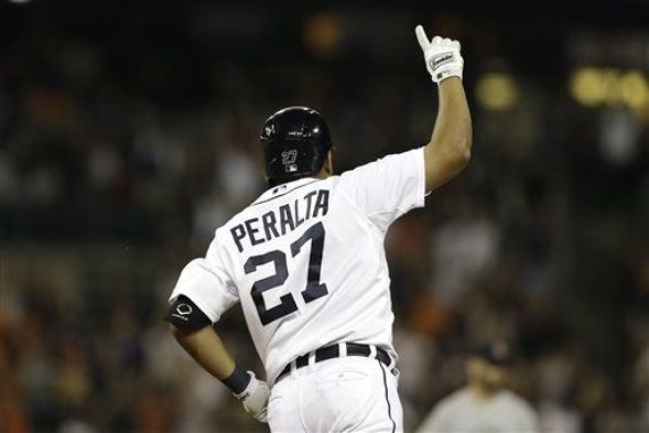 Peralta's 2-run HR in 9th sends Tigers over Red Sox 4-3