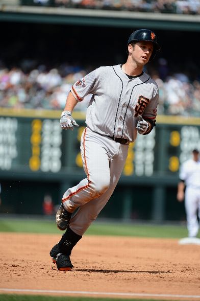 Buster Posey's solo blast vs Rockies (Video)
