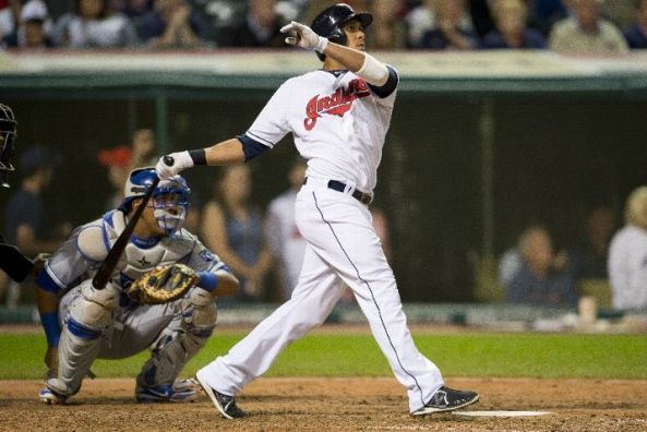 Michael Brantley agrees to long-term extension with Indians