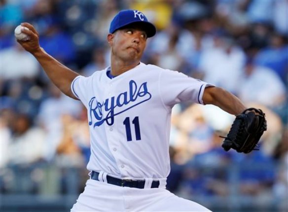 Guthrie, Perez leads Royals to 6th straight win