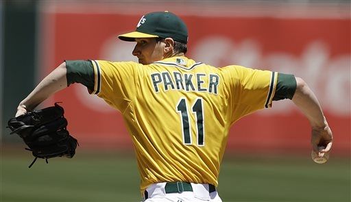 Parker outduels Sale as A's sweep White Sox