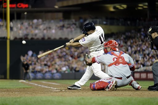 Twins rally for 4-3 win, Phillies' 5th loss in row