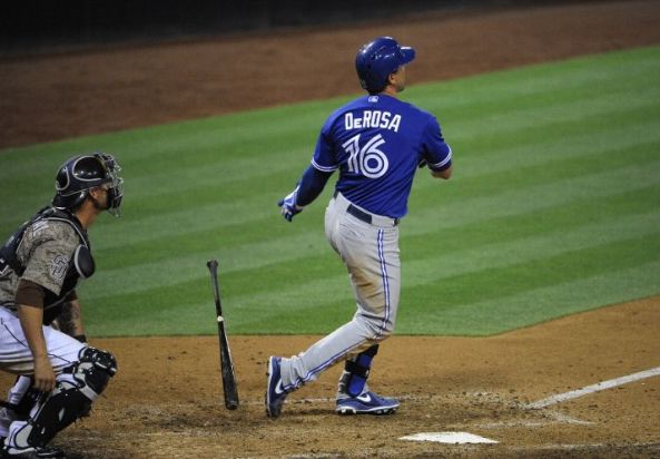 DeRosa's 11th-inning HR helps Blue Jays to win