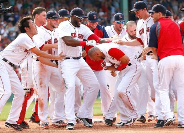 Red Sox beat Jays on walk-off error in ninth