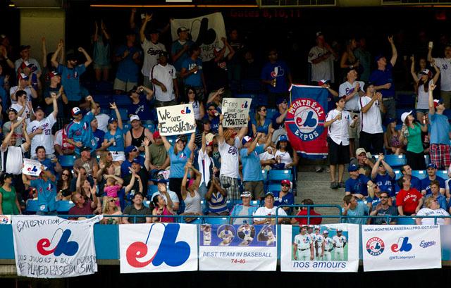 Expos fans invade Rogers Centre
