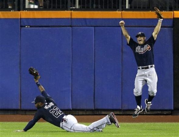 Heyward saves Braves win with diving catch in 9th