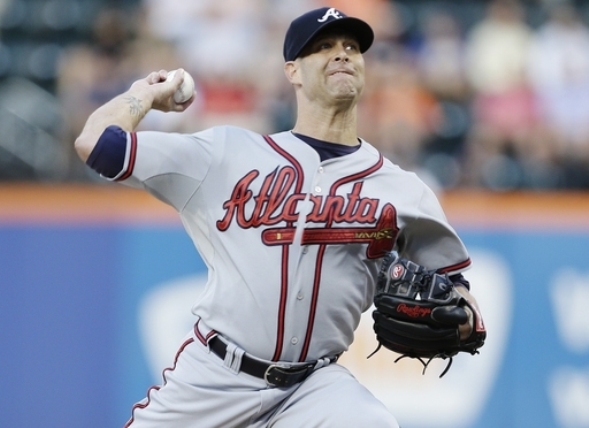 Hudson carted off with injury, Braves top Mets 8-2