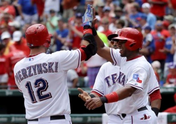 Pierzynski homers, Rangers hold off Astros 5-4