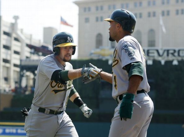 Jed Lowrie's two-run homer vs Tigers (Video)