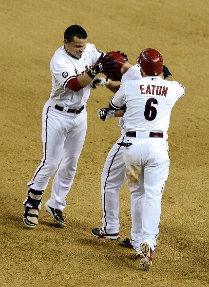 Aaron Hill gives D-backs walk-off win vs Padres (Video)
