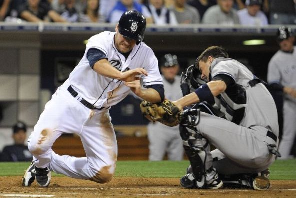 Brett Gardner throws out Chase Headley at the plate (Video)