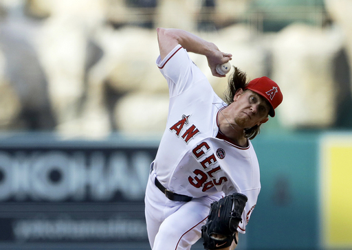 Weaver wins 3rd straight as Angels top Blue Jays