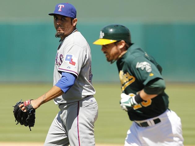 Matt Garza goes on Twitter rant about A's players