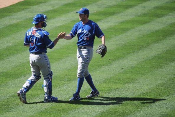 Blue Jays rally past Angels, avoid 4-game sweep
