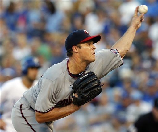 Albers dazzles in debut as Twins top Royals 7-0