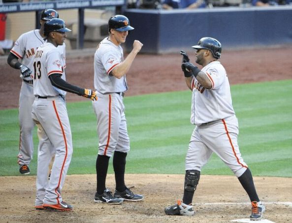 Sandoval hits 3 HRs, Giants trounce Padres 13-5