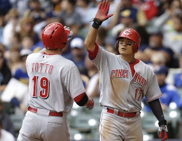 Choo, Votto power Reds past Brewers 7-3