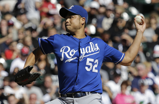 Chen pitches Royals to 4-1 victory over White Sox